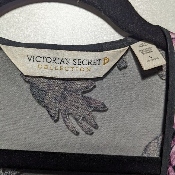 Vintage Victoria's Secret | Satin Leaf Applique Sheer Robe - Picture 3 of 7